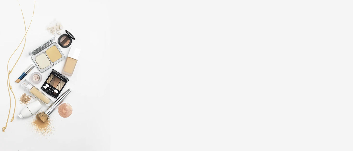 On-The-Go Makeup Bag